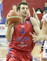 Theodoros Papaloukas made triple-double  (photo M. Serbin)