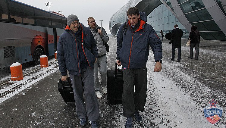 Евгений Воронов, Антон Понкрашов и Алексей Зозулин (фото М. Сербин, cskabasket.com)