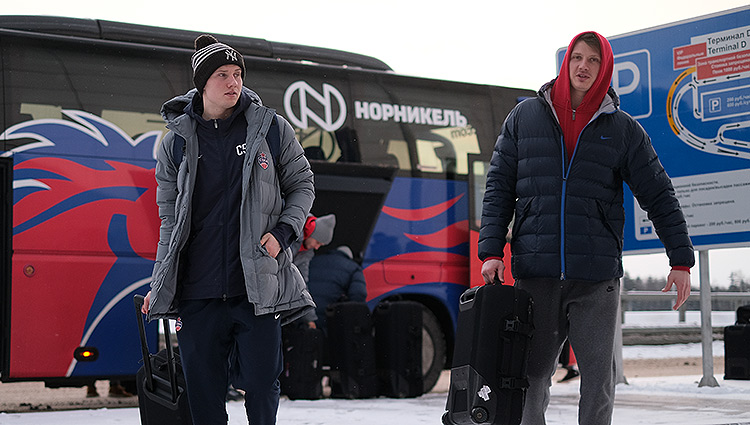 Mikhail Kulagin and Andrey Vorontsevich (photo: M. Serbin, cskabasket.com)