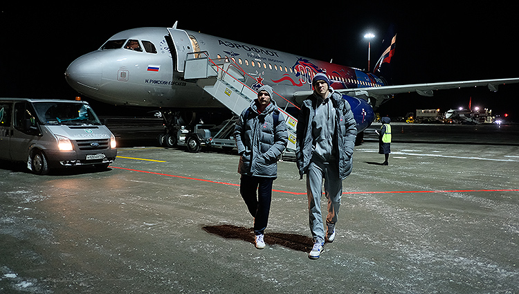 Ivan Ukhov and Semen Antonov (photo: M. Serbin, cskabasket.com)