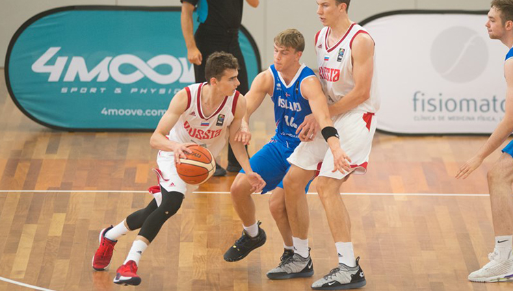   (: Fiba.com)